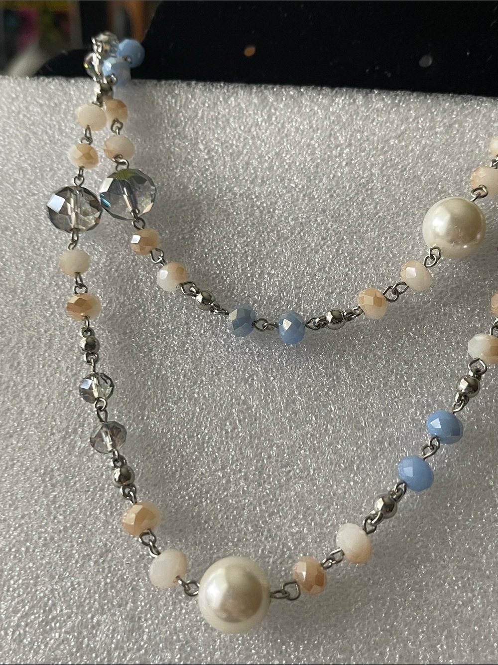 Beautiful Pearl and Faceted Bead Layered Necklace in Blue, Peach and White